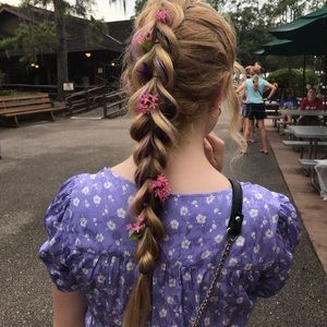 Meet your Posher, Julia